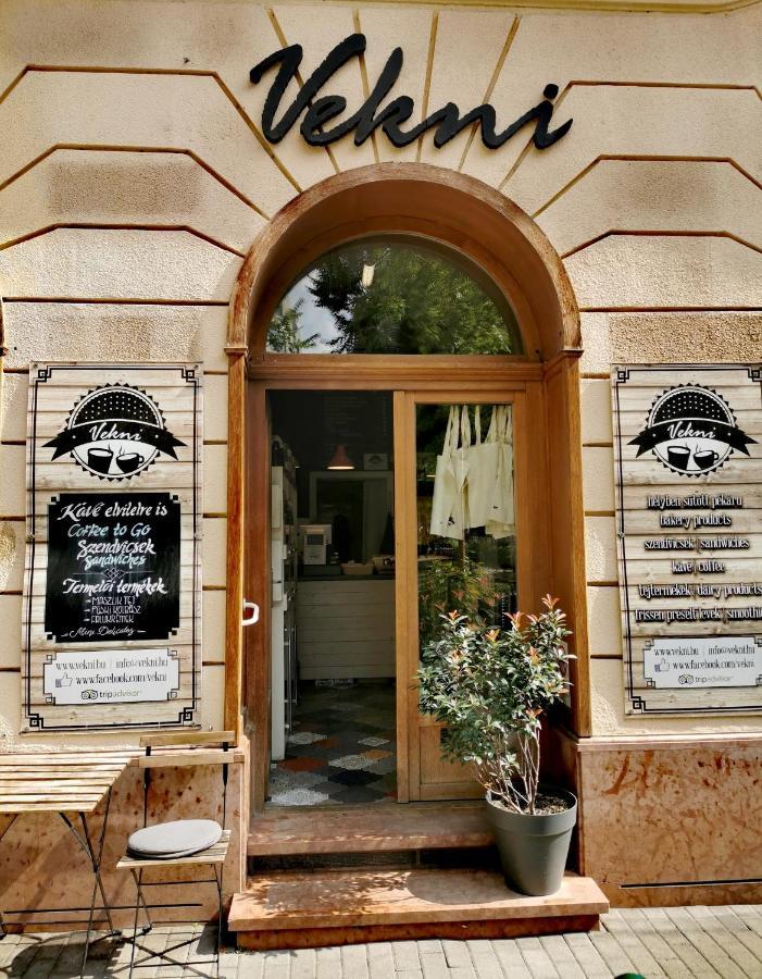 Floral Apartment - New In Town Budapest Exterior photo